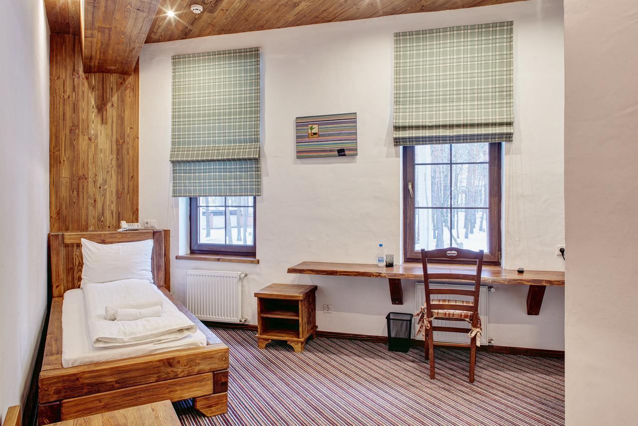 Shpatser Hotel Bryukhovychi Ngoại thất bức ảnh